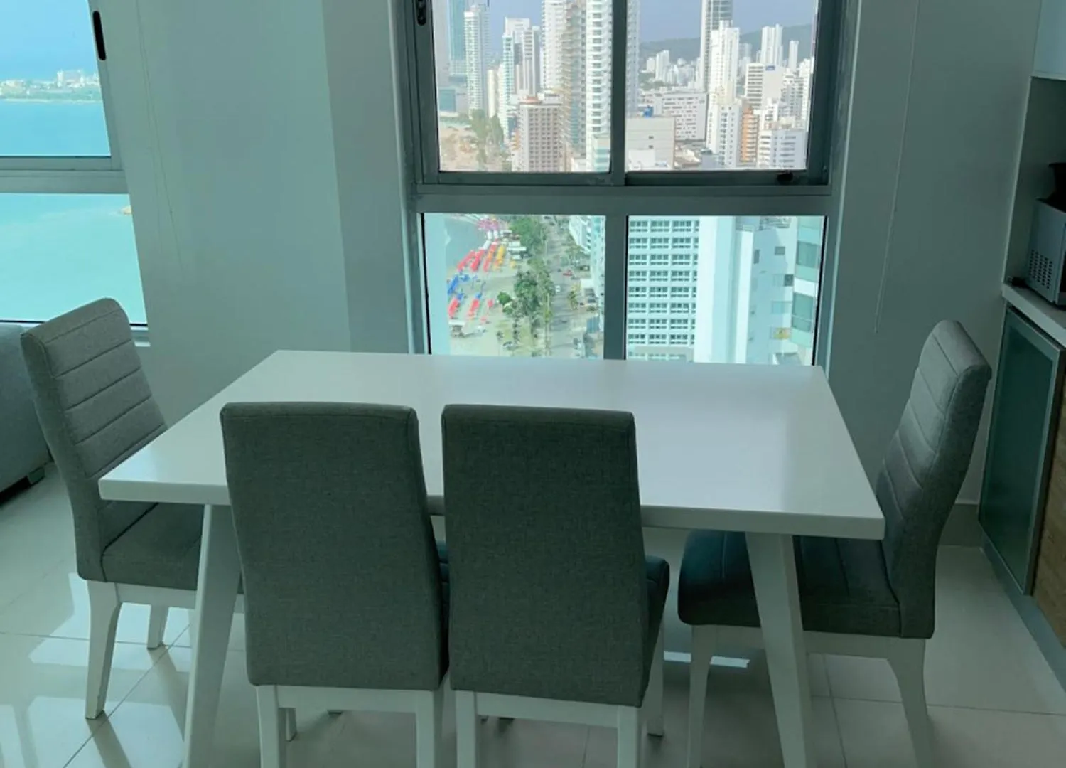 New Kristal Oceanfront - Best Location Apartment Cancun