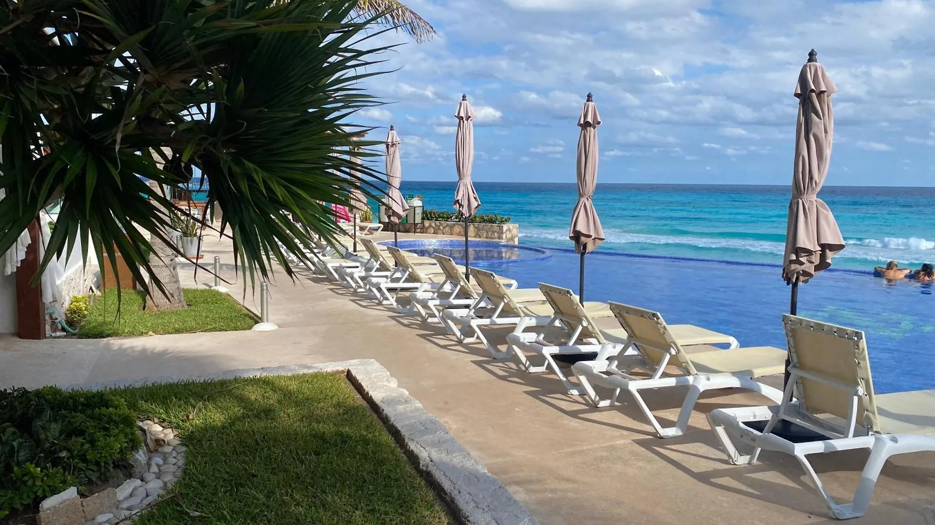 New Kristal Oceanfront - Best Location Apartman Cancún 0*,  Mexikó